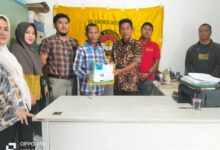 Sabeom Yusuf Fadli , ST.MIP Kembalikan formulir pendaftaran bakal calon Ketua Umum TI Pemkot Kota Palembang